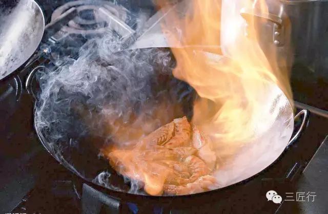 炒菜是怎么被发明出来的,炒菜为什么铁锅好吃