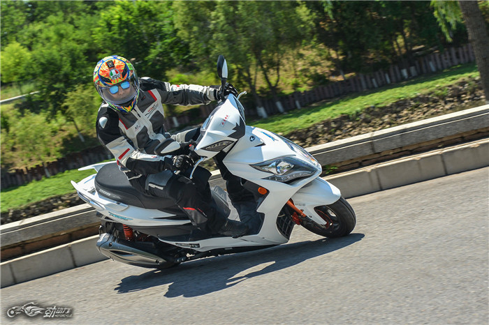 光阳racingking180评测,光阳racingx150abs测试