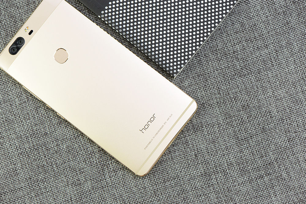 荣耀v8救砖,王者荣耀v8掉下来如何回去