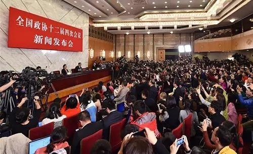 选专业最容易后悔的几个专业,目前高考选什么专业比较好找工作