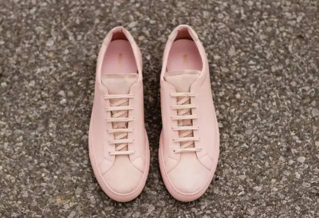 有了小粉鞋，你可以和小白鞋说分手了