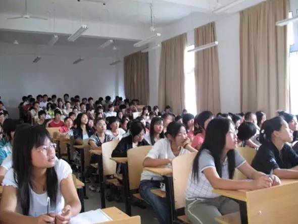 陕西高考提前批各校录取分数线,陕西高考一本志愿模拟投档分数线