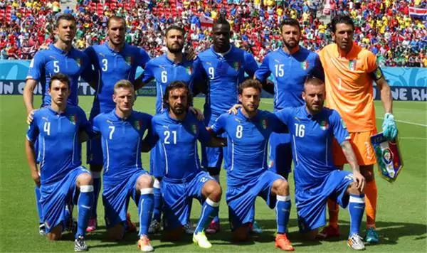 意大利十大经典球衣,蓝色魅影照片