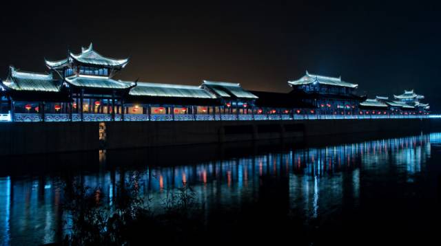 炸裂的朋友圈,炸裂了