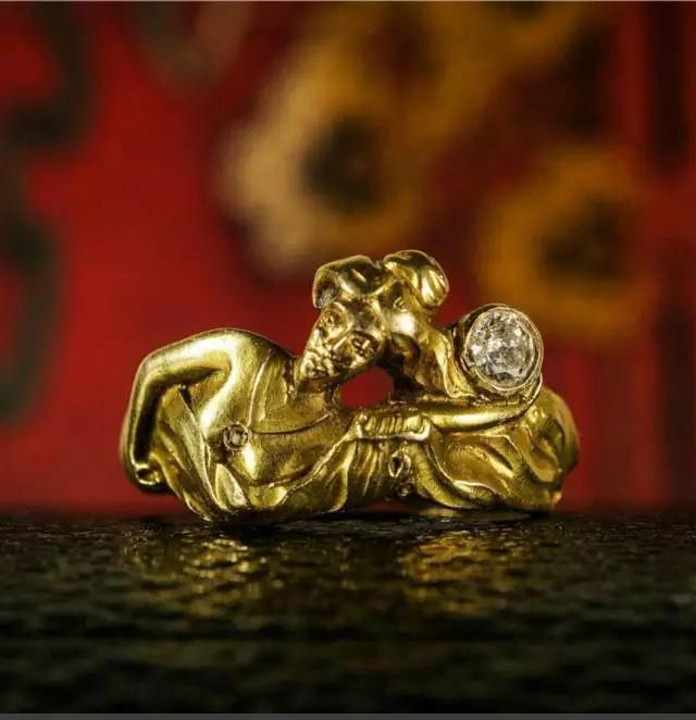 那些精美，但又奇葩的复古首饰