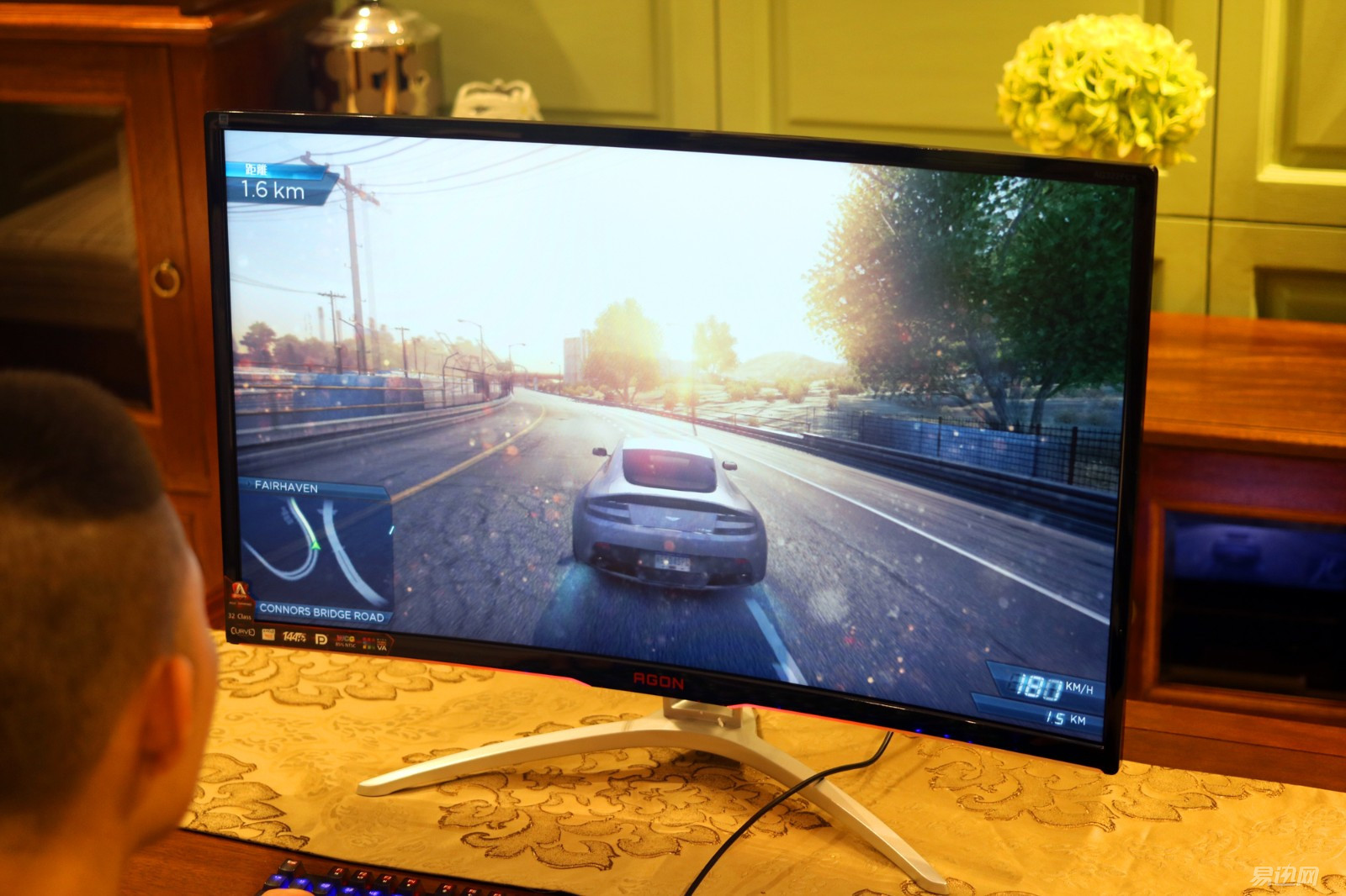 aoc电竞显示器游戏怎么调到最佳,AOC显示器曲面144hz