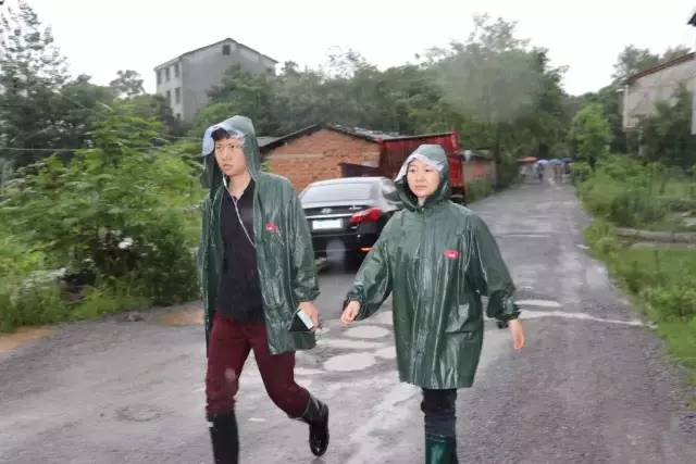 写给雨中的武汉：“东方威尼斯”不相信眼泪