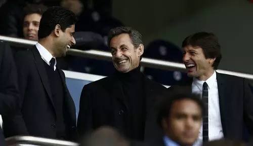 元首看足球,元首观看足球比赛