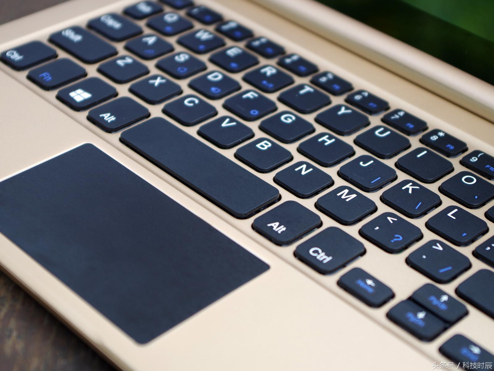 10.4寸二合一平板电脑推荐,台电tbook10平板测评