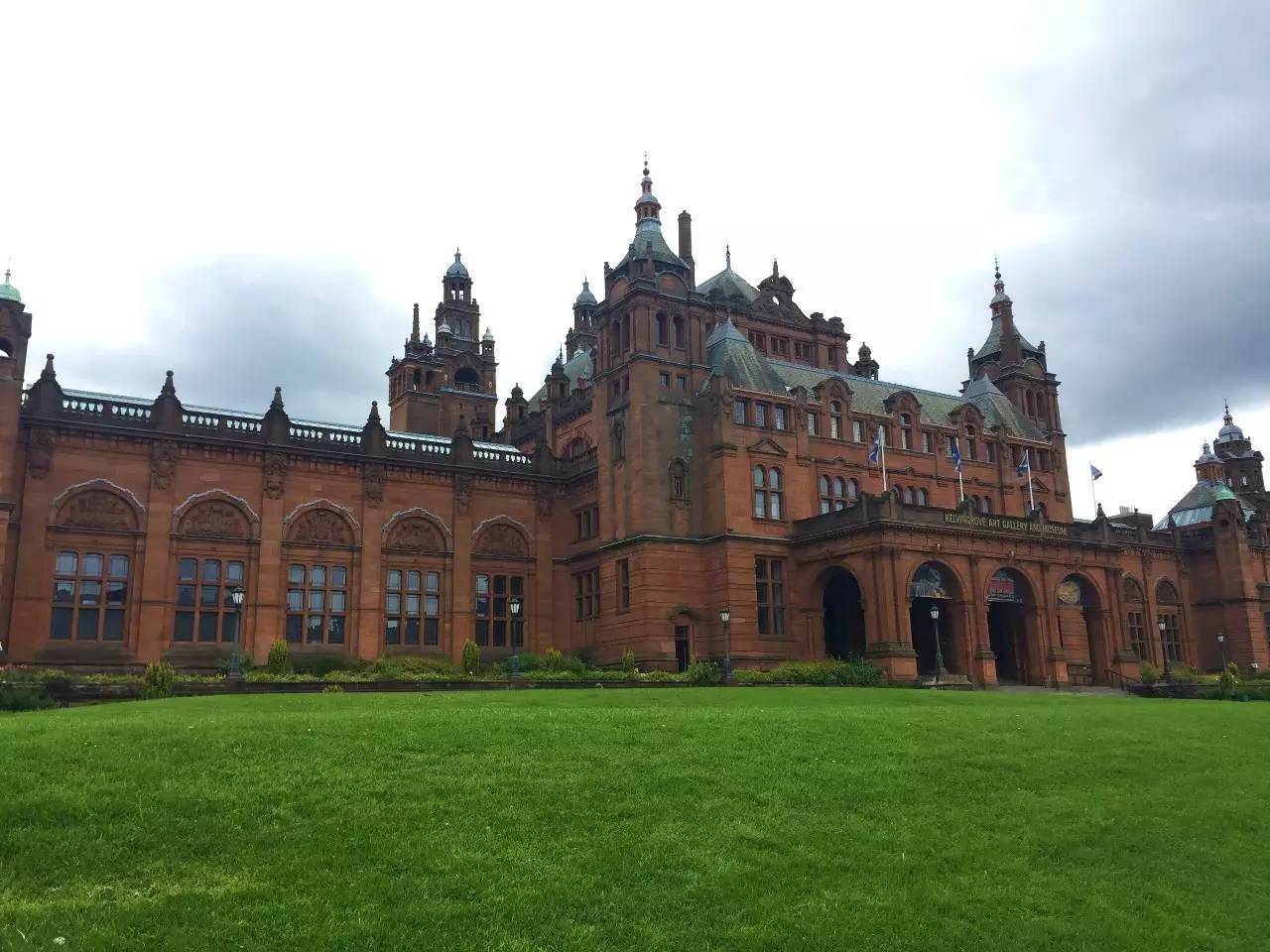 Yolanda师姐访谈-在腐国做旅游达人是怎样的一种体验？