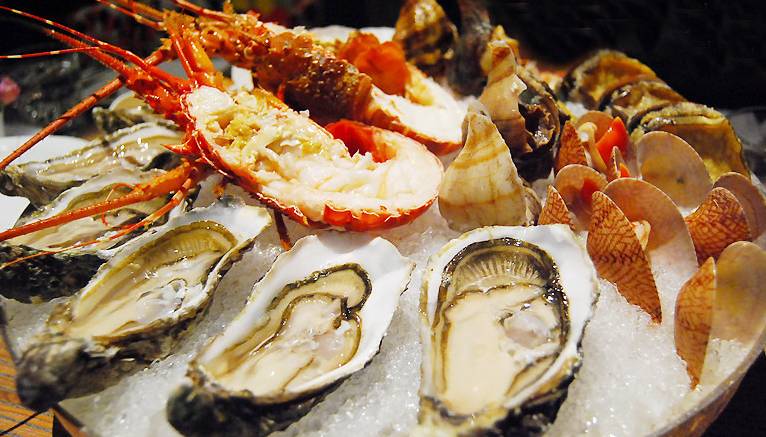 青岛人气爆棚的餐饮店,青岛火爆的店铺