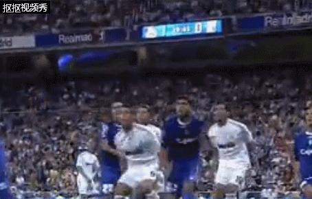 c罗的弹跳力和孙兴慜的爆发力,c罗才是弹跳力最惊人的