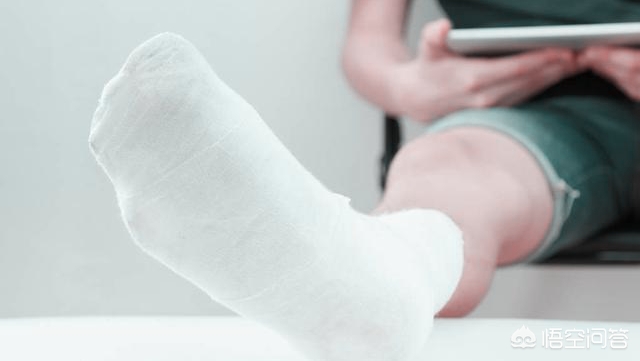 脚后跟骨粉碎性骨折有后遗症,脚后跟粉碎骨折的后遗症