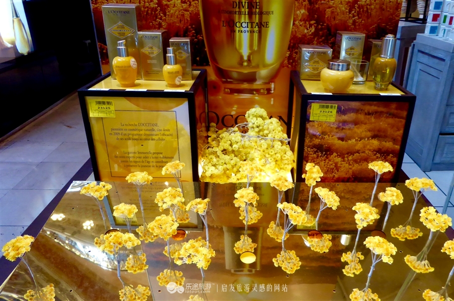 巴黎老佛爷有什么值得购买的,法国巴黎老佛爷购物攻略