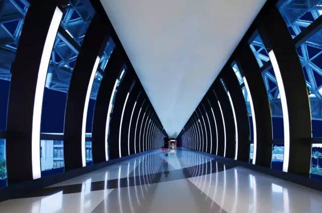 全球销售额最高的十大购物中心,全球最大免税购物中心