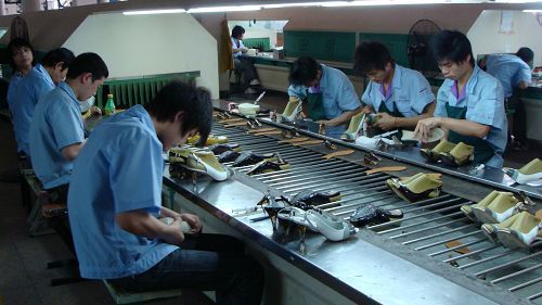 100块和1000块的照片区别,100块和1000块的高跟鞋子区别