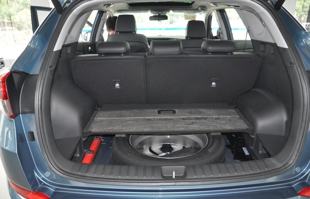 哪些车配了全尺寸备胎,为什么买的新车没有全尺寸备胎