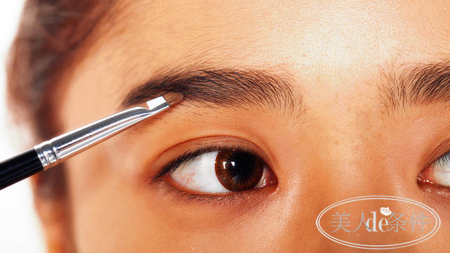 毛毛虫眉毛怎么化妆,毛毛虫眉毛怎么画