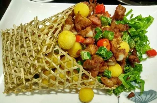 同样一家店，别人排成“葛优瘫”，我们吃到嗨翻天！