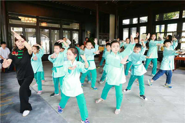 大汉骄子笃学有成，国学相伴筑梦远航