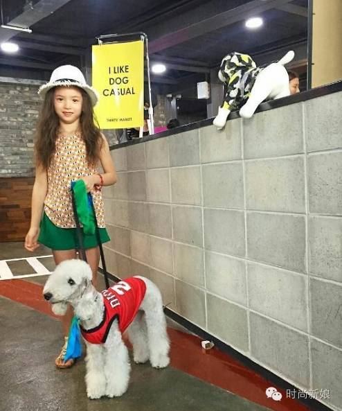 英韩混血小麻豆Louie：长得漂亮不是我的错