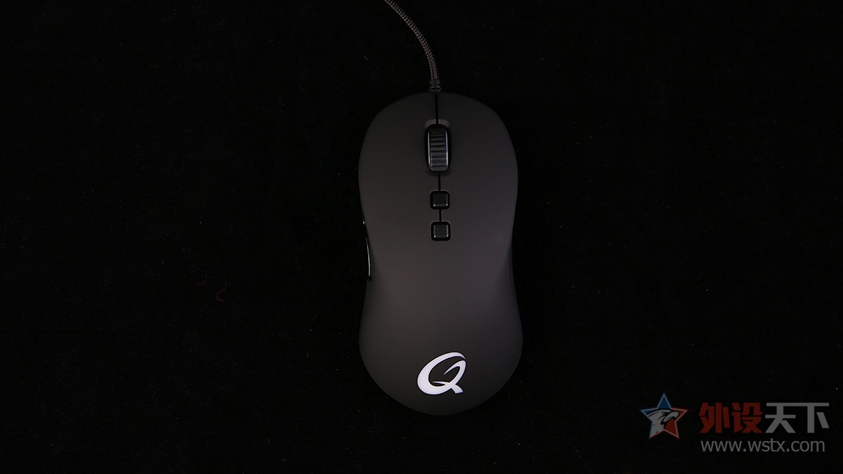 qpad酷倍达鼠标垫评测,性价比游戏鼠标十佳评测