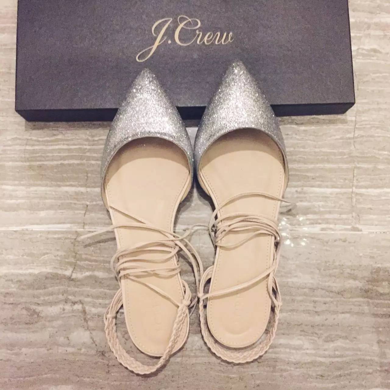 夏天快到了推荐穿什么鞋女,夏天出去玩穿什么鞋子舒服好看