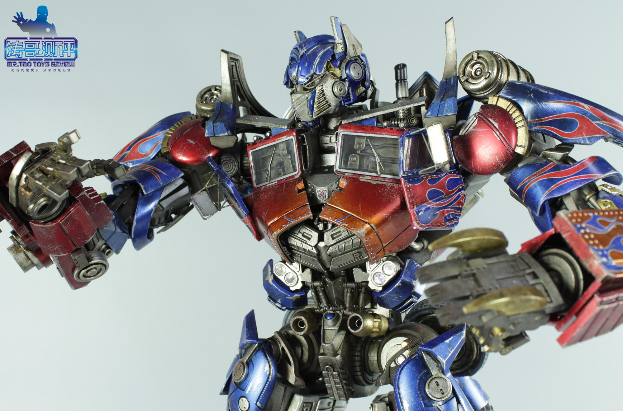 涛哥测评变形金刚3a,国产变形金刚3u级飞翼擎天柱