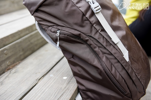 女出行背包正品,女性出行必备双肩包轻奢