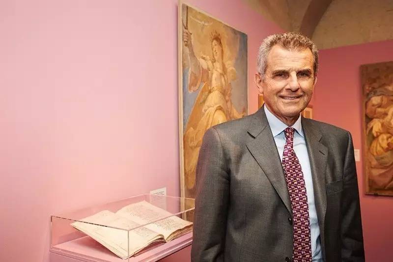 这是一座豆豆鞋建成的罗马斗兽场