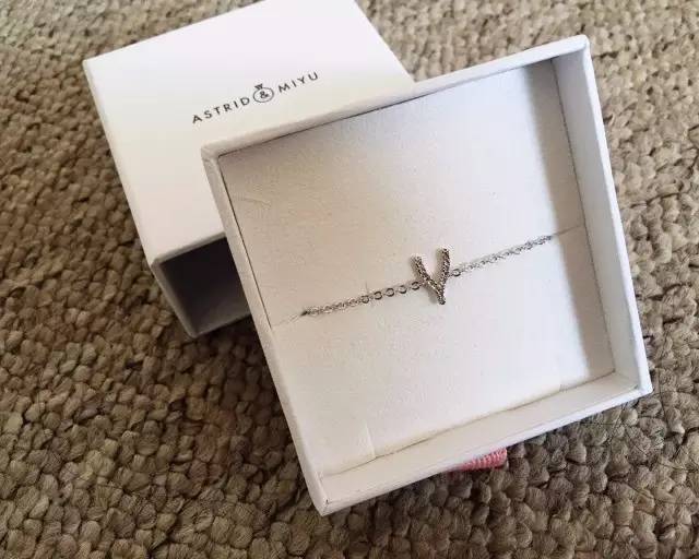 项链女款高级感轻奢小众百搭配饰,男生戒指配饰推荐小众高级款