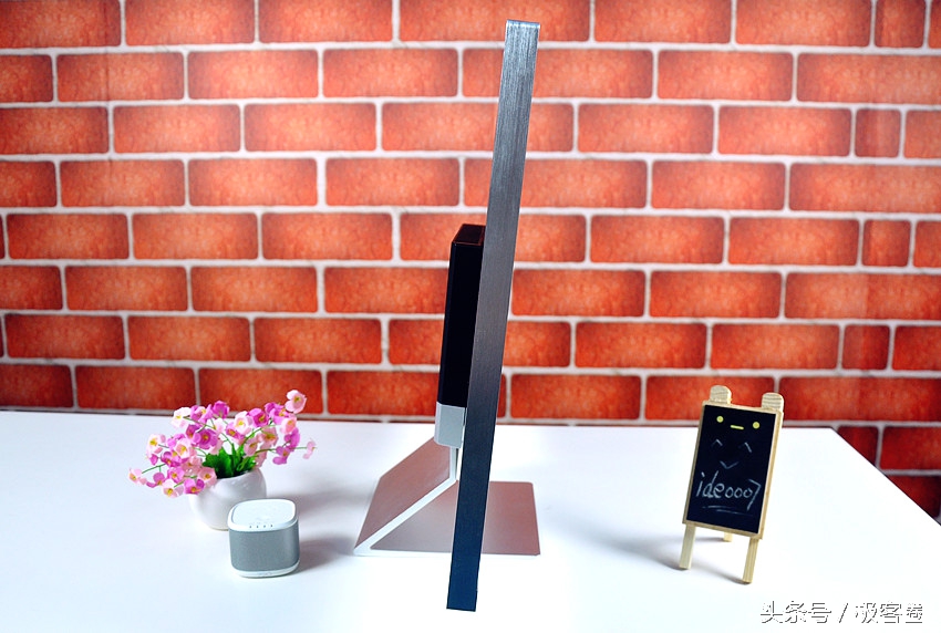 推荐几款设计用的显示器,入门级设计类显示器