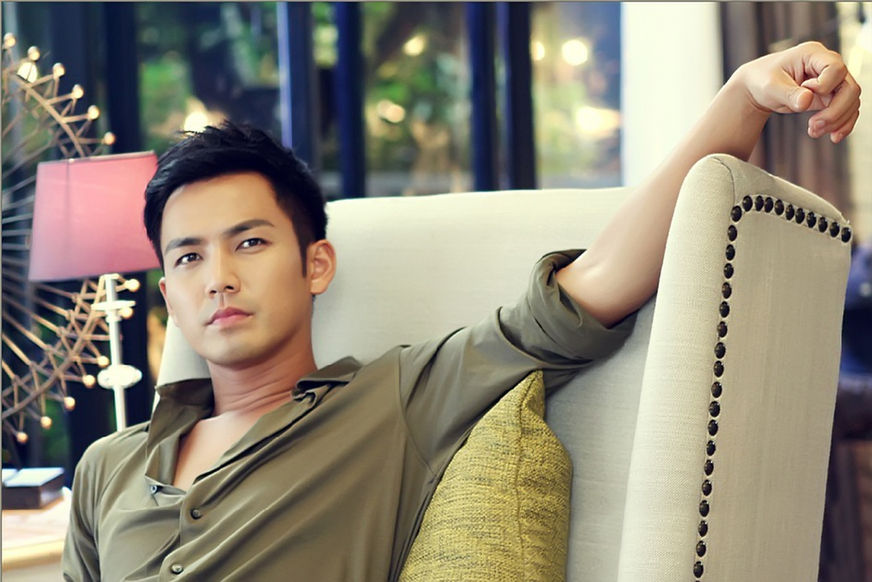 怎么办我好像真的爱上钟汉良了！