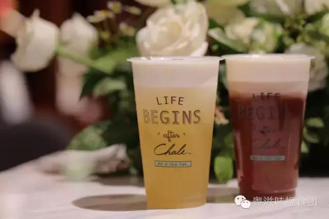 轻奢金x薄荷绿,原来你是这么一家茶饮店(文末教你刷我的卡