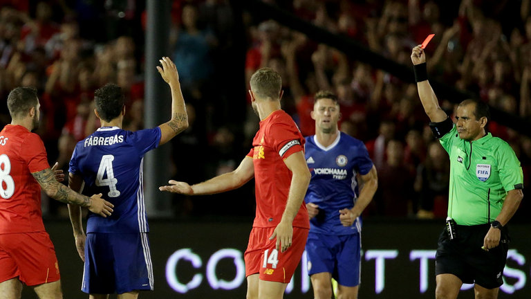 小法和孔蒂打架,孔蒂助阿扎尔重返巅峰