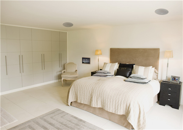 家庭背景音乐系统放哪里,家庭背景音乐系统安装教程