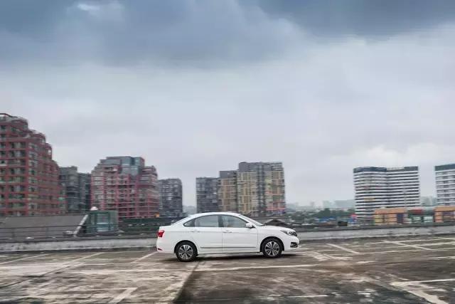 东风风神a60值不值得新手购买,东风风神a60值得买吗