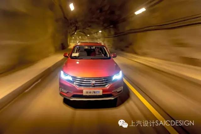 荣威2016rx5互联网自动版,荣威全新rx5模型