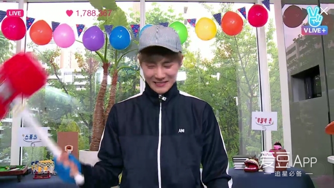 exo分享吴世勋,exo2019年末直播