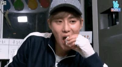 exo分享吴世勋,exo2019年末直播