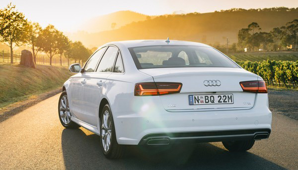 18款奥迪a61.8t白色多少钱,奥迪a62007年1.8t手动挡