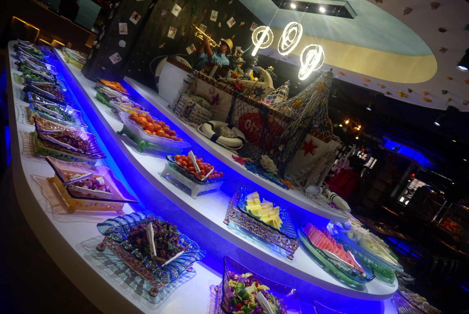 在21世纪以来最冷的一月份，足吃18年后变身逆天的好伦哥