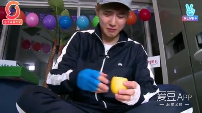 exo2018推特直播,exo分享超长介绍