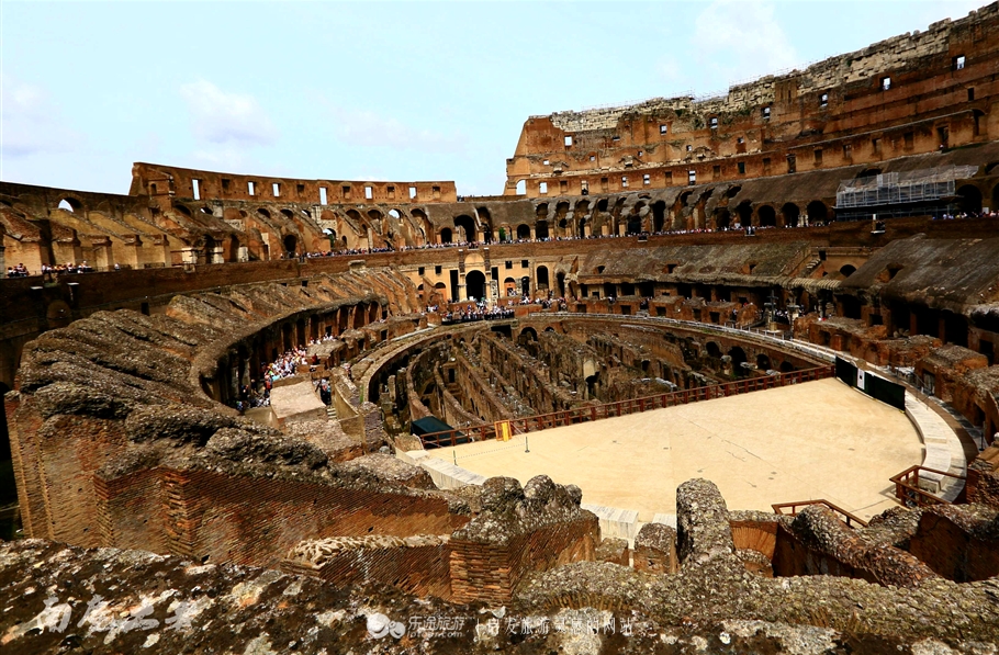跟随罗马假日邂逅电影中的场景,从头到尾看罗马假日电影