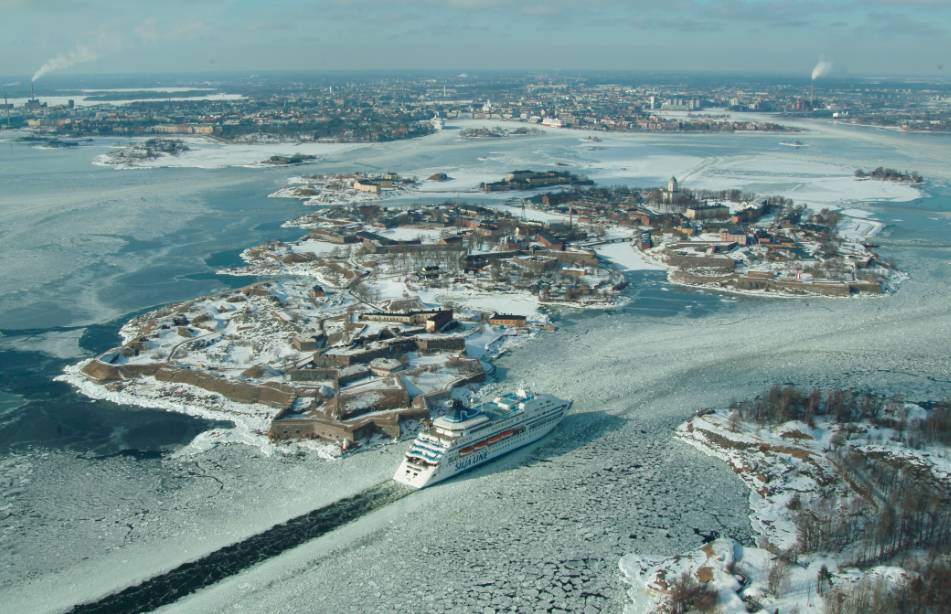 芬兰首都赫尔辛基,赫尔辛基24小时地铁