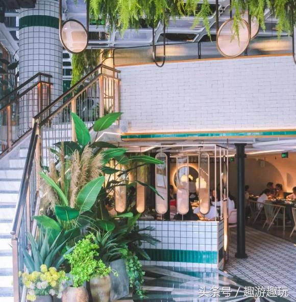 成都排行榜前十名网红店,成都比较火的网红店