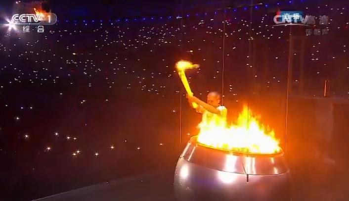 利马点燃里约热内卢奥运会火炬,利马点燃里约奥运圣火