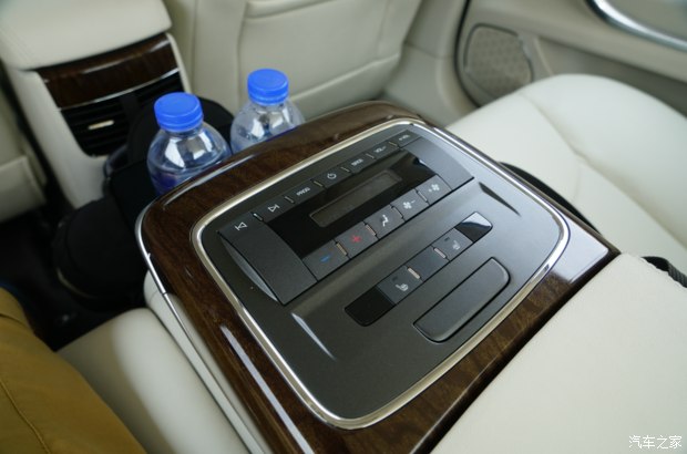 荣威e950混动1.4t车怎么样,1500公里的荣威