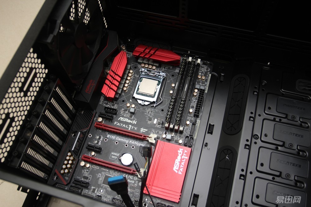 追风者515机箱可以装大主板吗,华擎b150装nvme