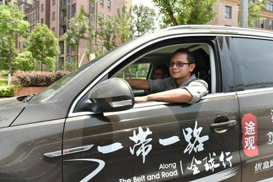 超多美图慎入！开神车，走丝路，这些不可思议的美景就在中国！